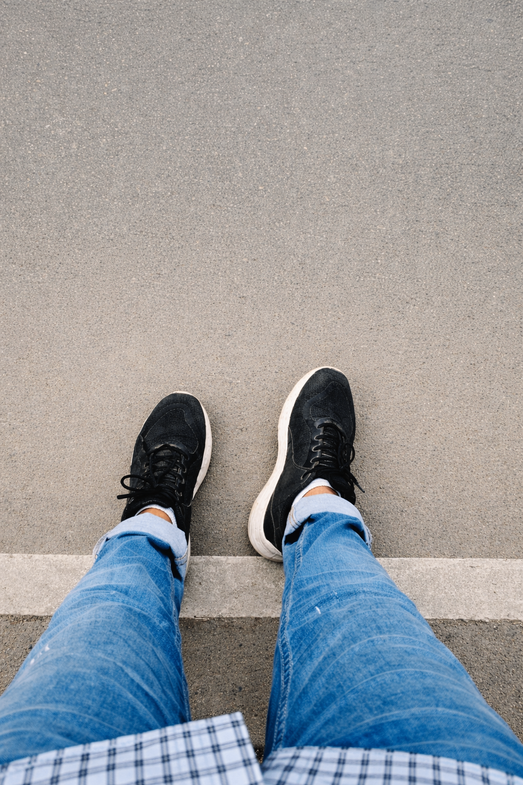Curb, blue denim